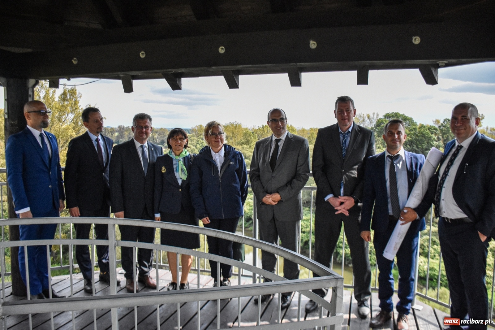 Zdjęcie w galerii na portalu naszraciborz.pl: W Chałupkach rozmawiano o kanale Odra-Dunaj-Łaba  wiadomości z regionu