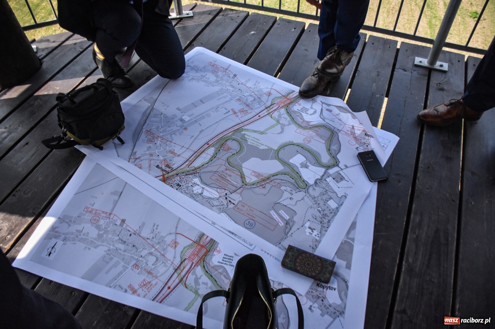 Zdjęcie w galerii na portalu naszraciborz.pl: W Chałupkach rozmawiano o kanale Odra-Dunaj-Łaba  wiadomości z regionu