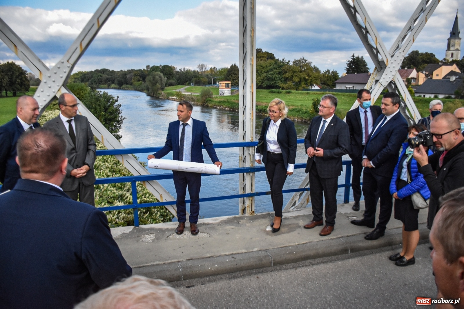 Zdjęcie w galerii na portalu naszraciborz.pl: W Chałupkach rozmawiano o kanale Odra-Dunaj-Łaba  wiadomości z regionu