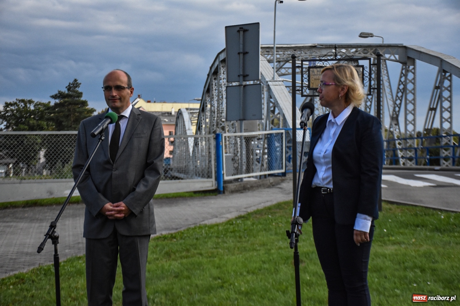 Zdjęcie w galerii na portalu naszraciborz.pl: W Chałupkach rozmawiano o kanale Odra-Dunaj-Łaba  wiadomości z regionu