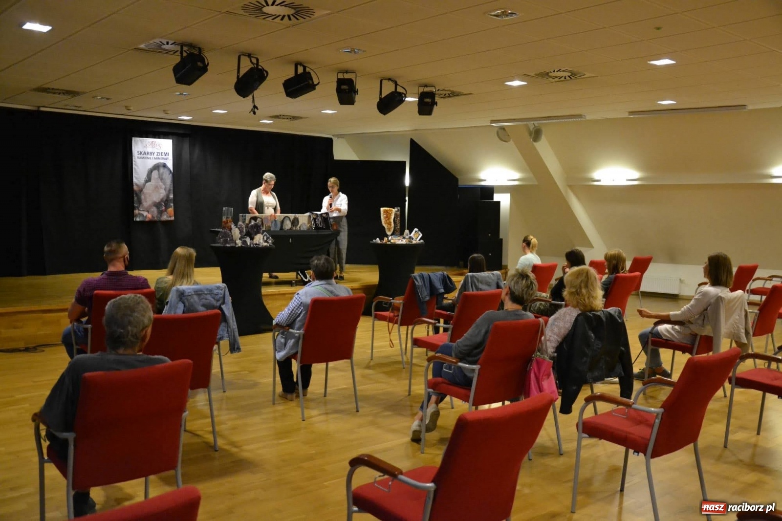 Zdjęcie w galerii na portalu naszraciborz.pl: Zapomniane skarby ziemi na zamku wiadomości z regionu