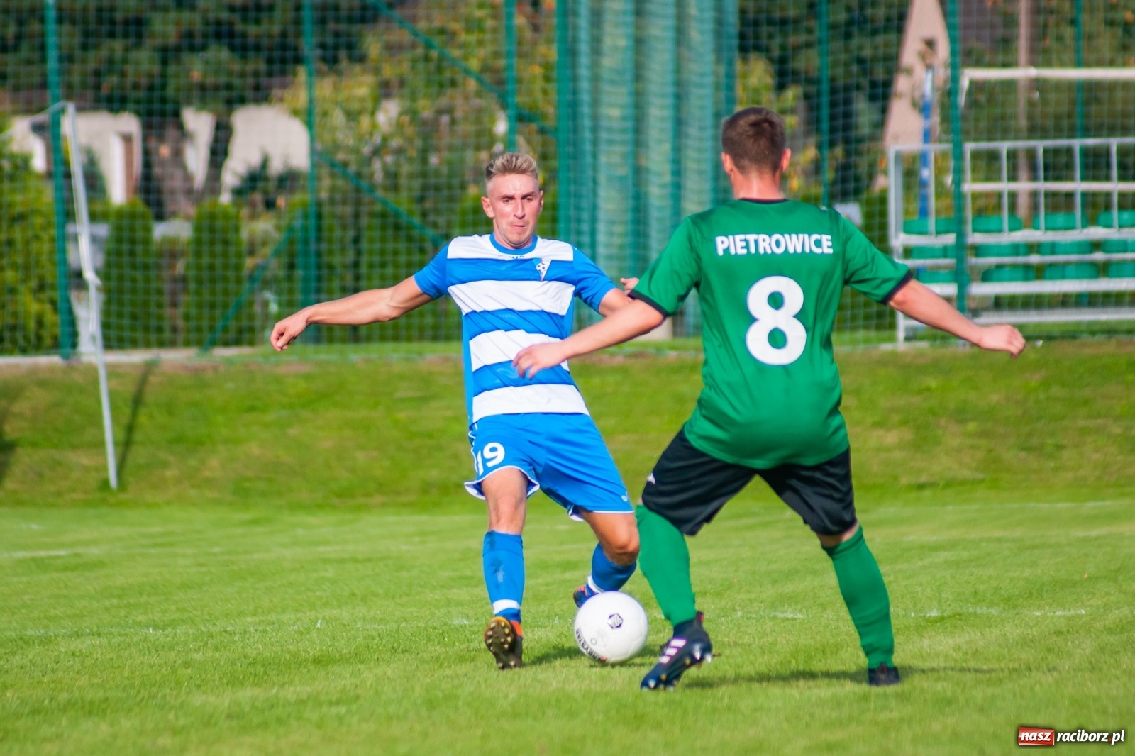 Zdjęcie w galerii na portalu naszraciborz.pl: A klasa. Pierwsza wygrana Startu Pietrowice Wielkie. Chałupki wciąż na dnie [FOTO i WIDEO]  wiadomości z regionu