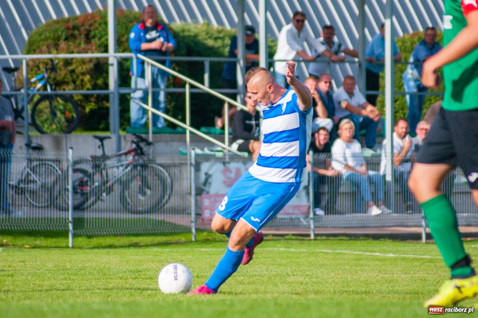 Zdjęcie w galerii na portalu naszraciborz.pl: A klasa. Pierwsza wygrana Startu Pietrowice Wielkie. Chałupki wciąż na dnie [FOTO i WIDEO]  wiadomości z regionu
