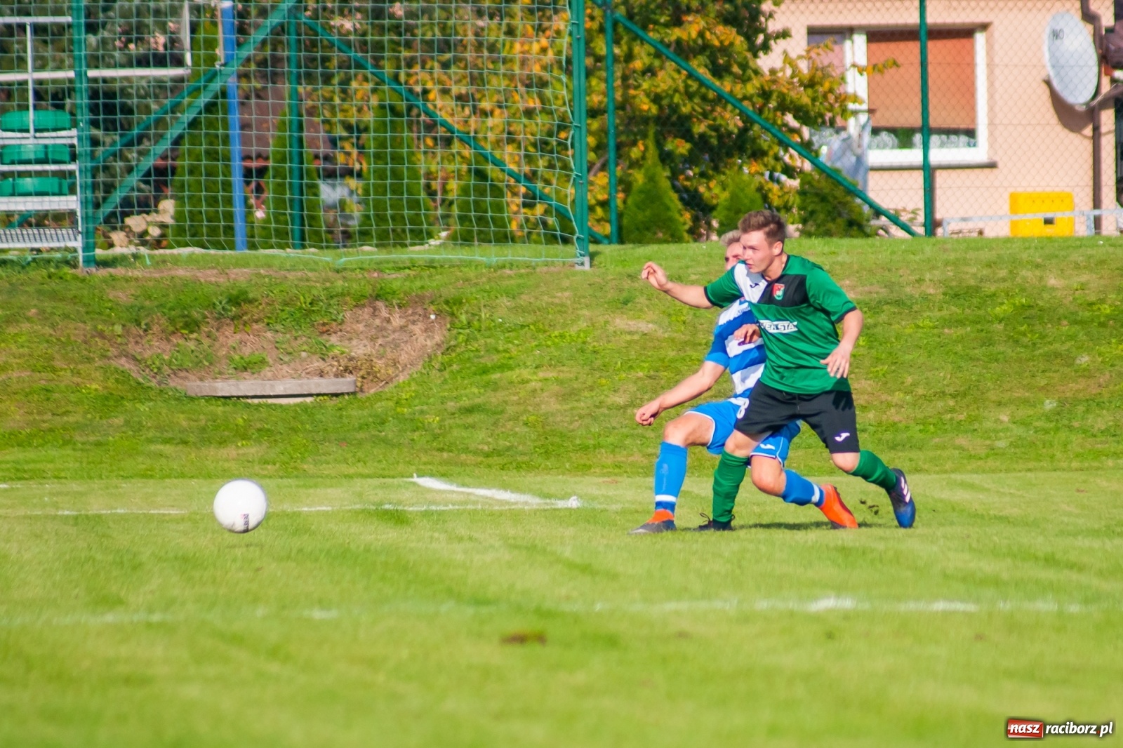 Zdjęcie w galerii na portalu naszraciborz.pl: A klasa. Pierwsza wygrana Startu Pietrowice Wielkie. Chałupki wciąż na dnie [FOTO i WIDEO]  wiadomości z regionu