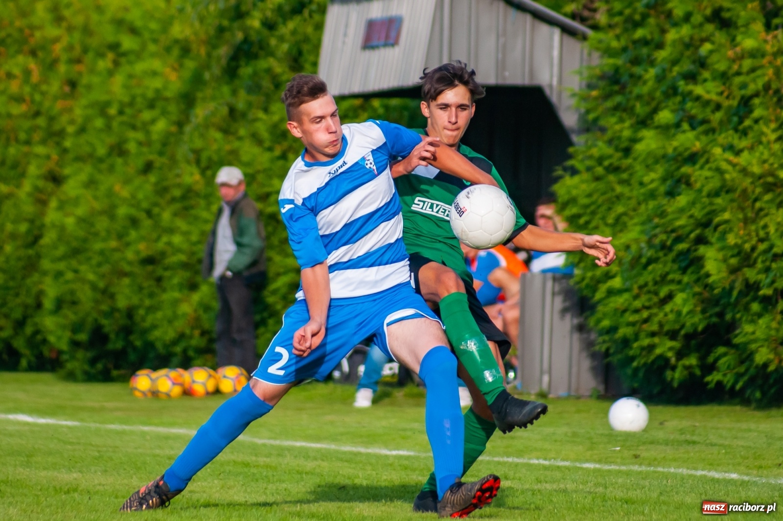 Zdjęcie w galerii na portalu naszraciborz.pl: A klasa. Pierwsza wygrana Startu Pietrowice Wielkie. Chałupki wciąż na dnie [FOTO i WIDEO]  wiadomości z regionu
