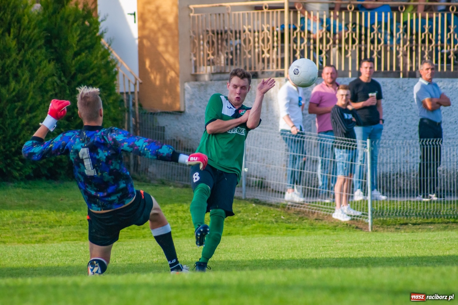 Zdjęcie w galerii na portalu naszraciborz.pl: A klasa. Pierwsza wygrana Startu Pietrowice Wielkie. Chałupki wciąż na dnie [FOTO i WIDEO]  wiadomości z regionu