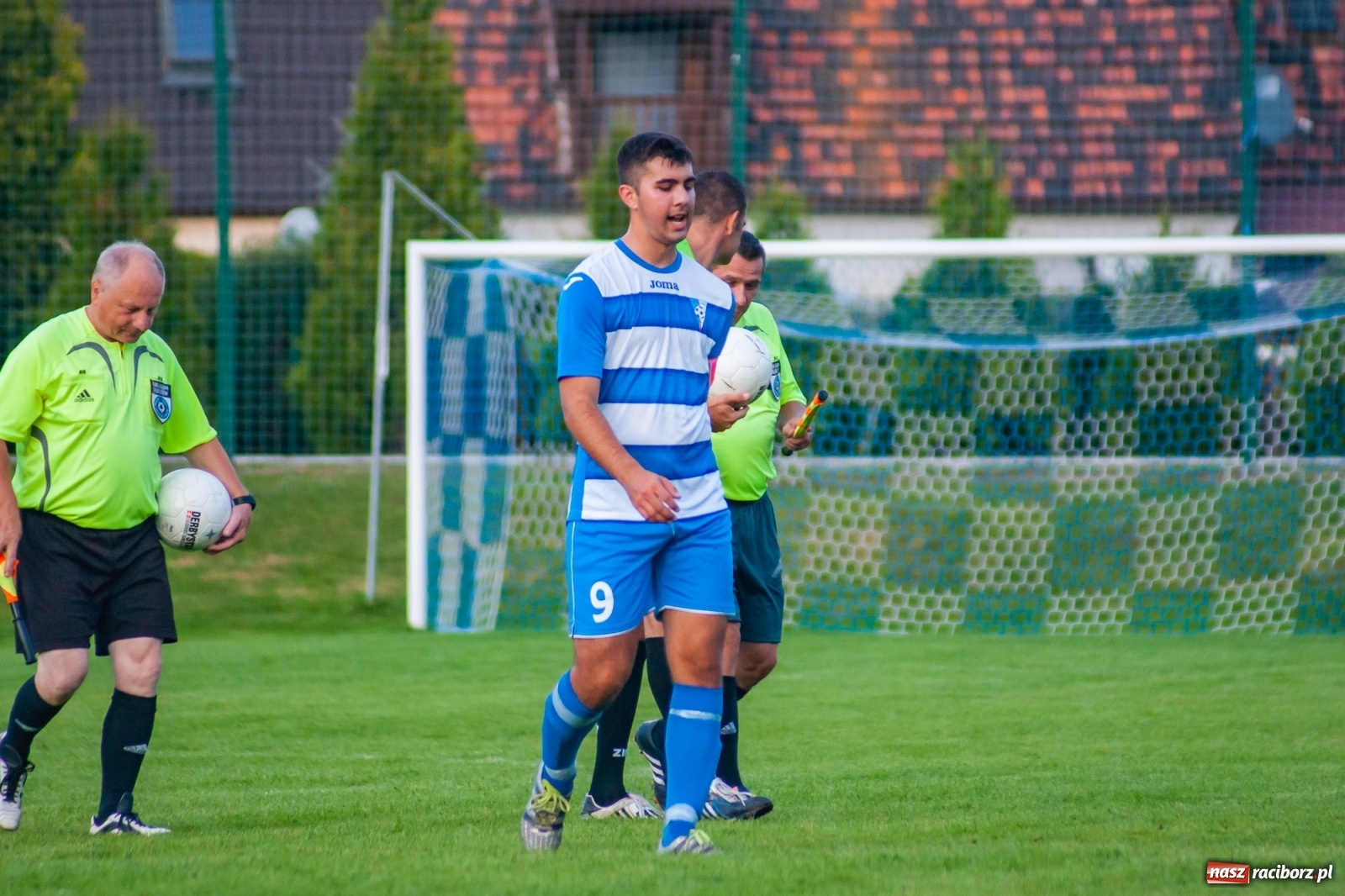 Zdjęcie w galerii na portalu naszraciborz.pl: A klasa. Pierwsza wygrana Startu Pietrowice Wielkie. Chałupki wciąż na dnie [FOTO i WIDEO]  wiadomości z regionu