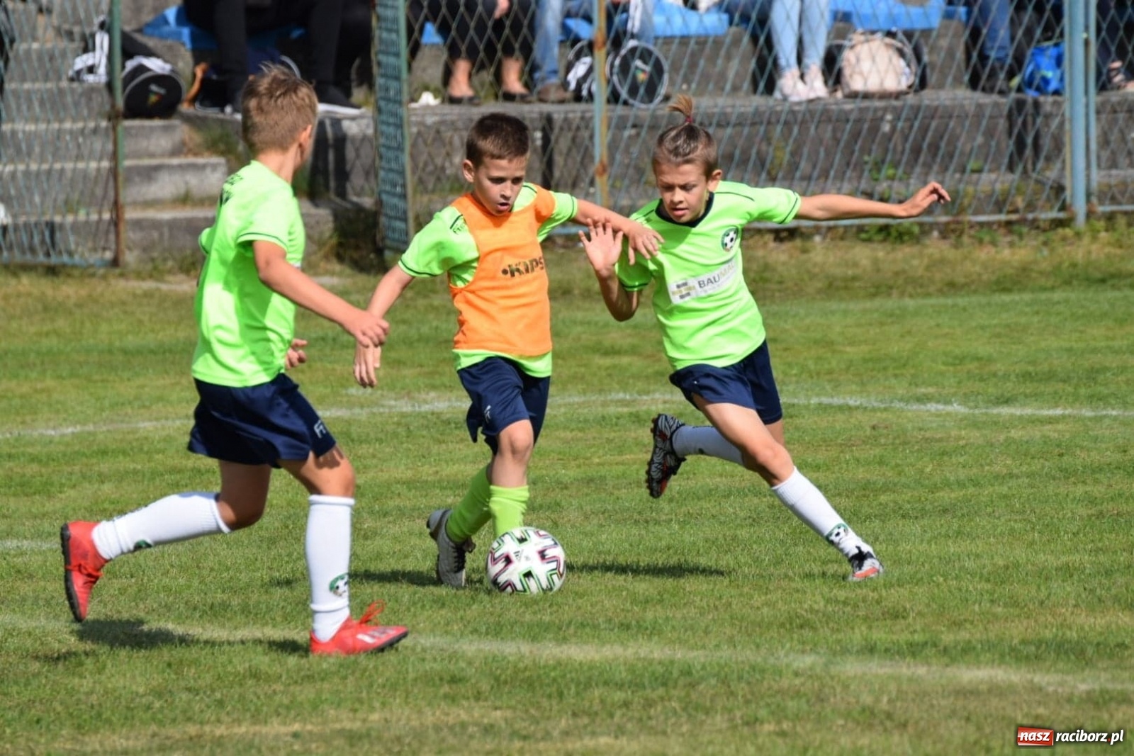 Zdjęcie w galerii na portalu naszraciborz.pl: Drugi dzień piłkarskiej rywalizacji w Górkach Śląskich [WIDEO] wiadomości z regionu