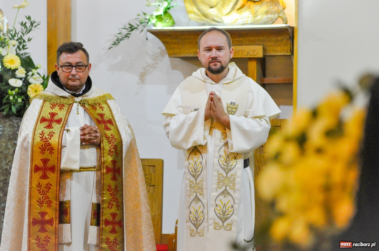 Zdjęcie w galerii na portalu naszraciborz.pl: Dziękuję, że mogłem się od Was uczyć. Prymicje o. Adama Rokosza OP na Płoni [FOTO i WIDEO] wiadomości z regionu