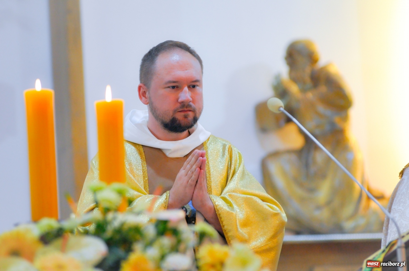 Zdjęcie w galerii na portalu naszraciborz.pl: Dziękuję, że mogłem się od Was uczyć. Prymicje o. Adama Rokosza OP na Płoni [FOTO i WIDEO] wiadomości z regionu