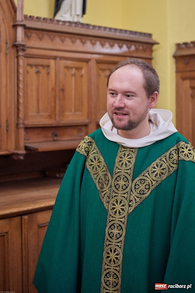 Zdjęcie w galerii na portalu naszraciborz.pl: Dziękuję, że mogłem się od Was uczyć. Prymicje o. Adama Rokosza OP na Płoni [FOTO i WIDEO] wiadomości z regionu