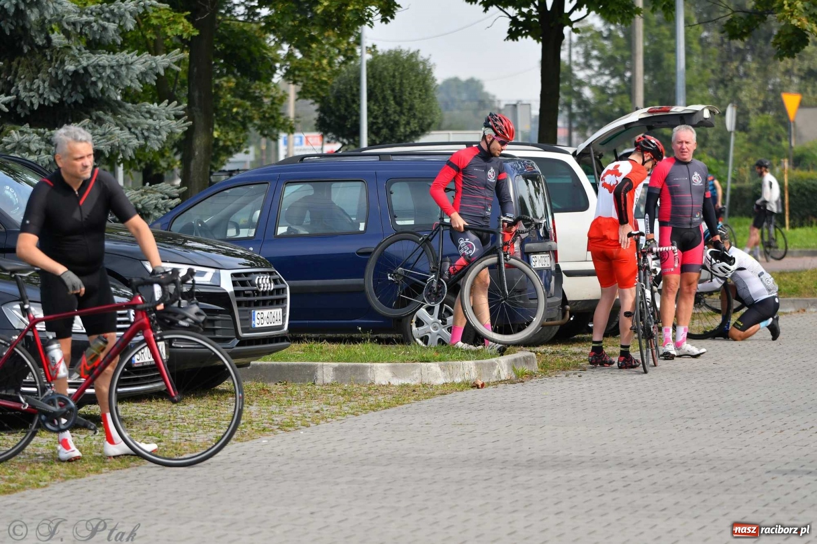 Zdjęcie w galerii na portalu naszraciborz.pl: Rowerem przez Polskę. 105 km przez ziemię raciborską  wiadomości z regionu
