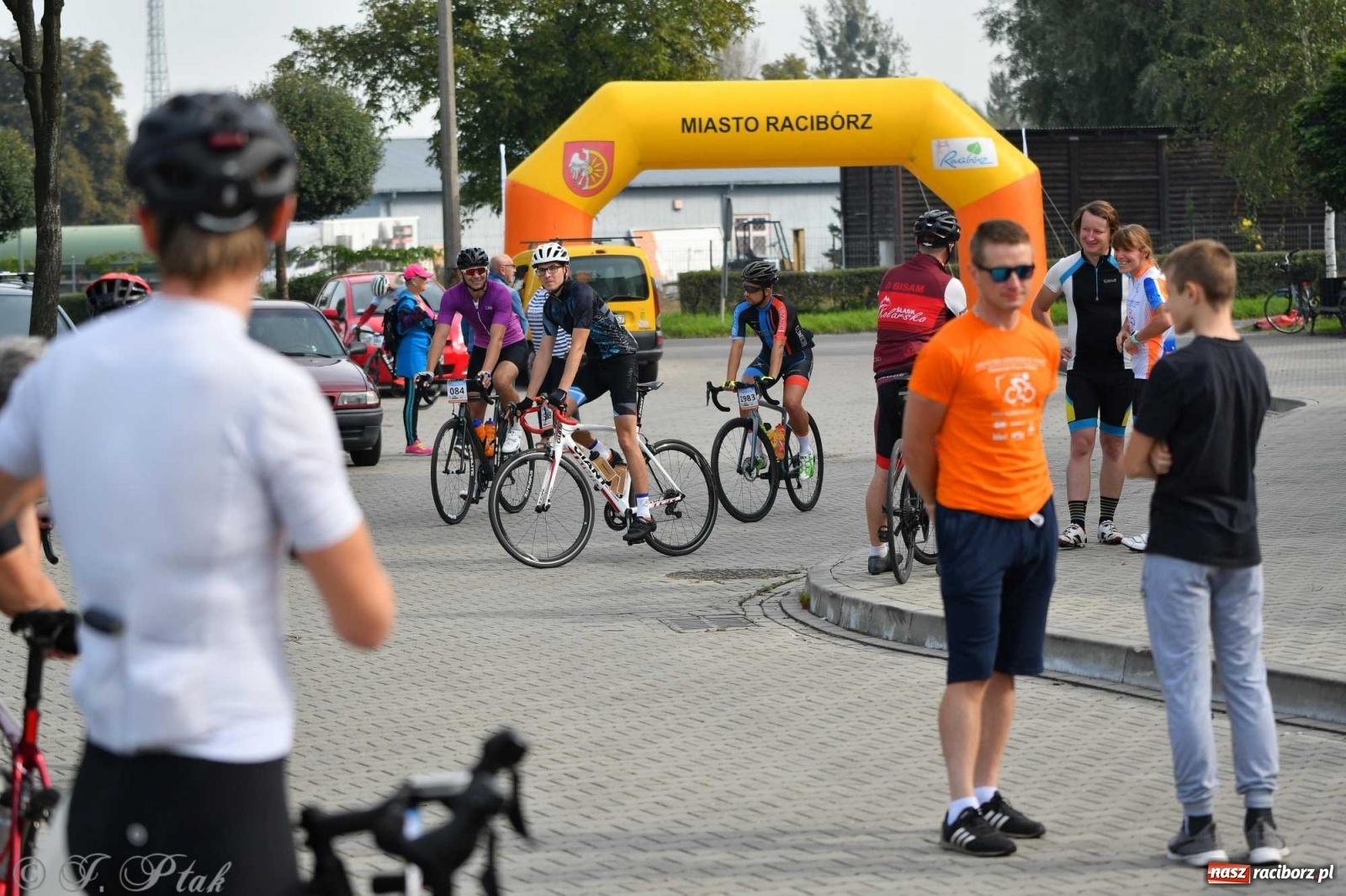 Zdjęcie w galerii na portalu naszraciborz.pl: Rowerem przez Polskę. 105 km przez ziemię raciborską  wiadomości z regionu