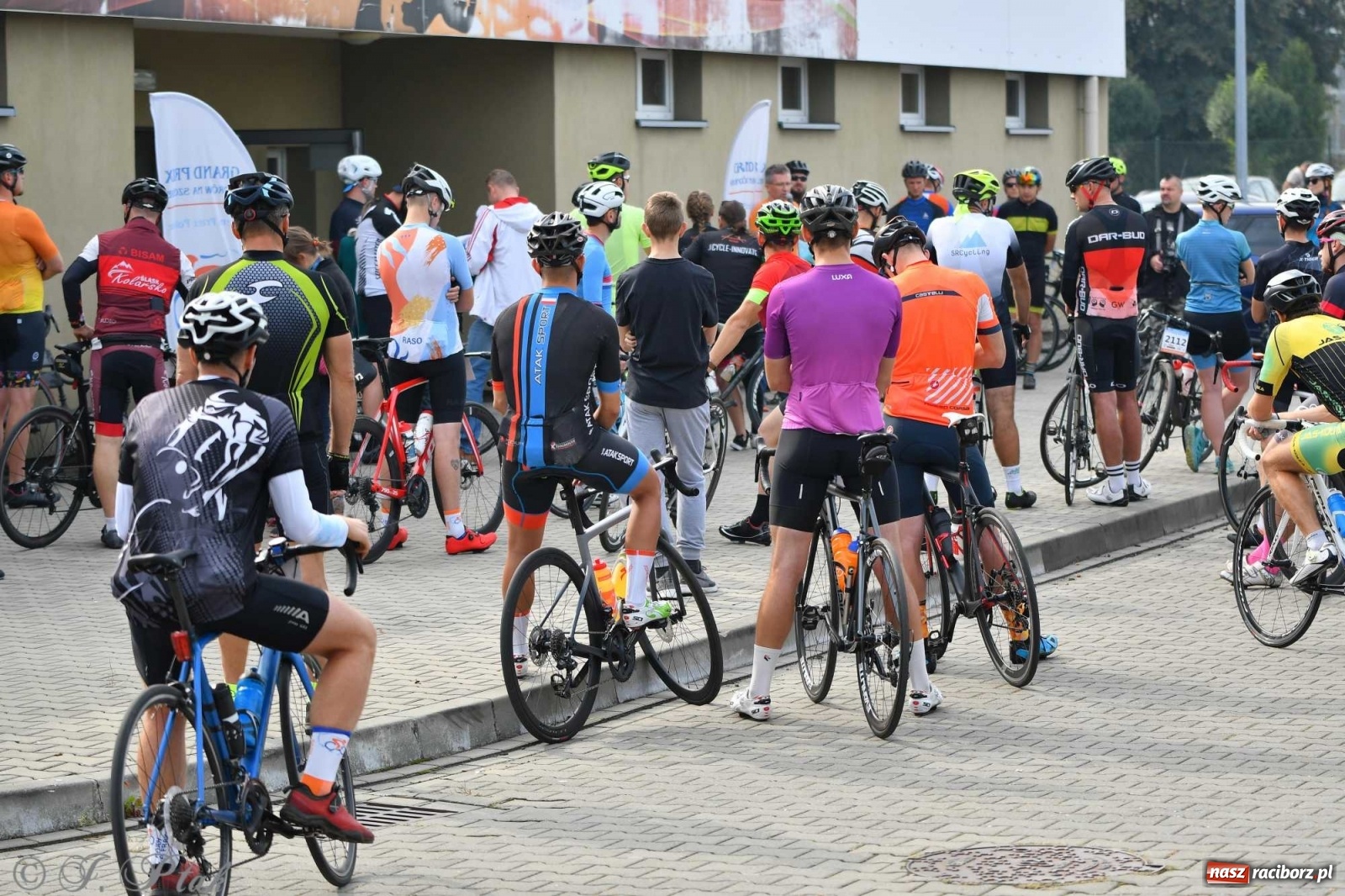 Zdjęcie w galerii na portalu naszraciborz.pl: Rowerem przez Polskę. 105 km przez ziemię raciborską  wiadomości z regionu