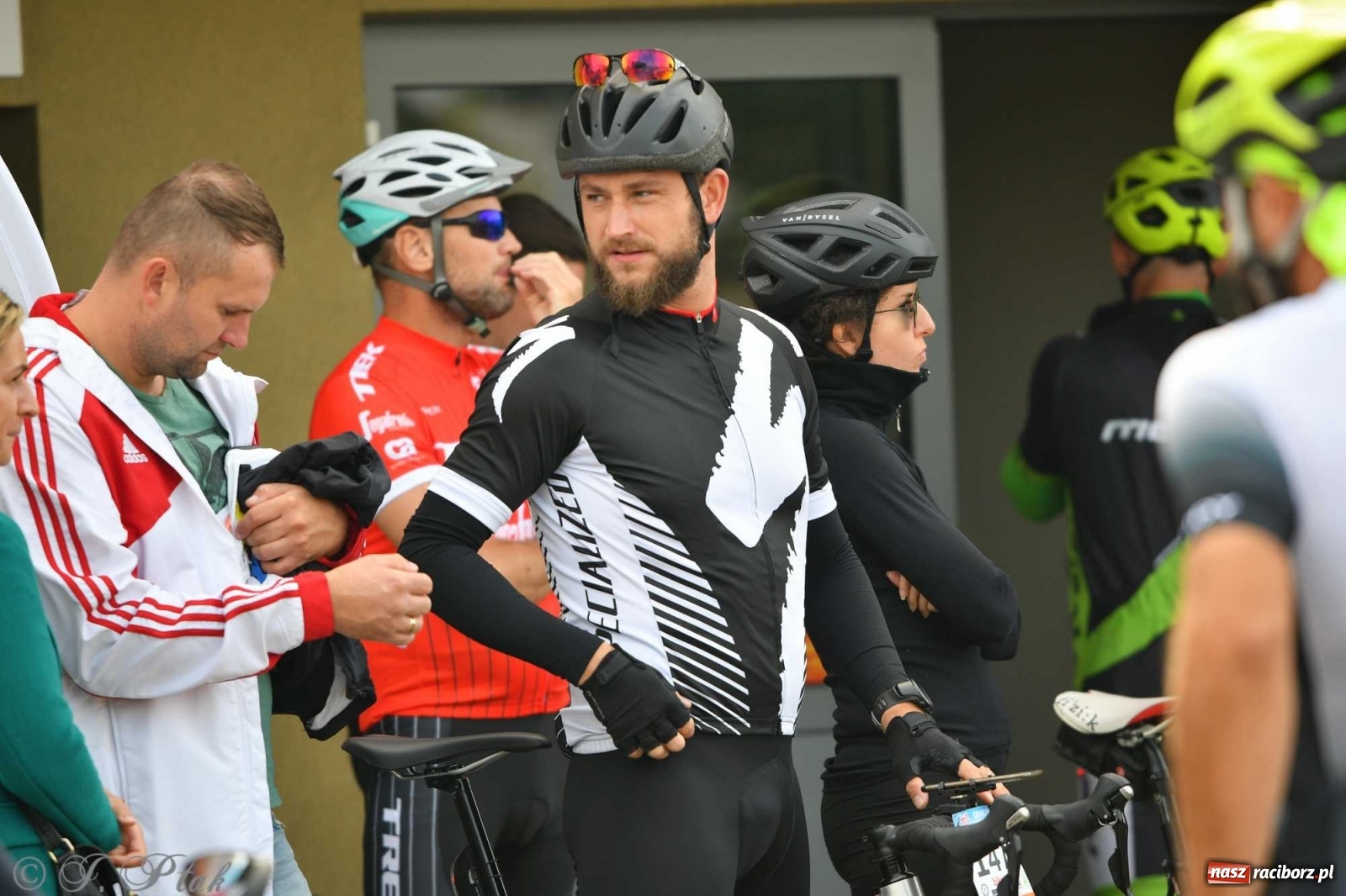 Zdjęcie w galerii na portalu naszraciborz.pl: Rowerem przez Polskę. 105 km przez ziemię raciborską  wiadomości z regionu