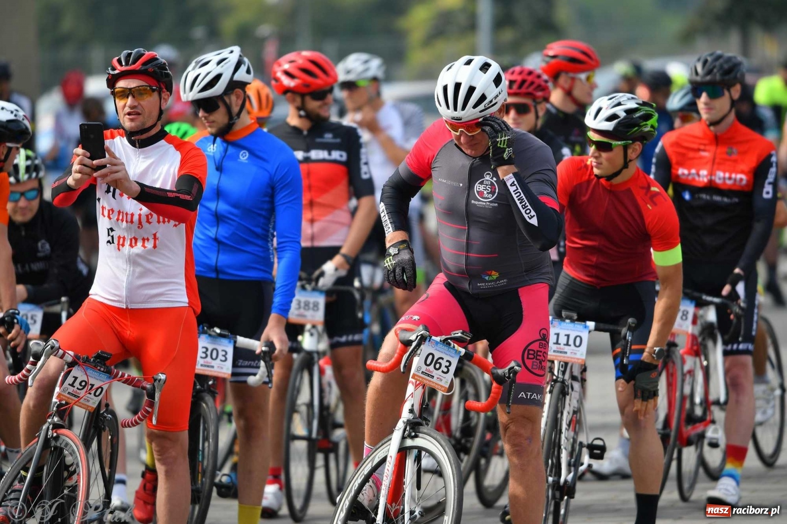 Zdjęcie w galerii na portalu naszraciborz.pl: Rowerem przez Polskę. 105 km przez ziemię raciborską  wiadomości z regionu