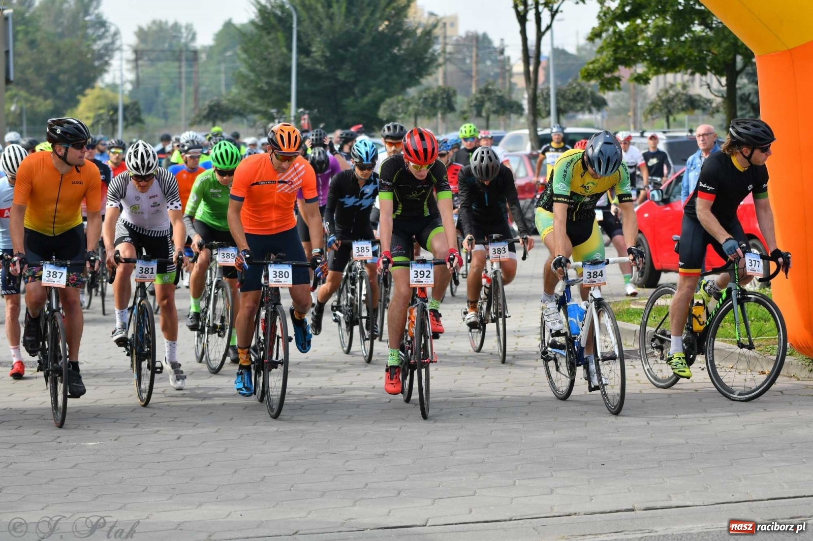 Zdjęcie w galerii na portalu naszraciborz.pl: Rowerem przez Polskę. 105 km przez ziemię raciborską  wiadomości z regionu
