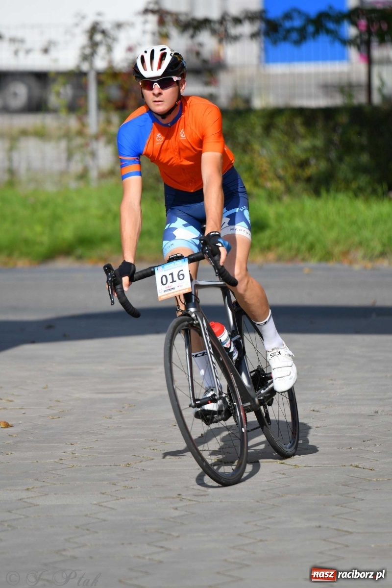 Zdjęcie w galerii na portalu naszraciborz.pl: Rowerem przez Polskę. 105 km przez ziemię raciborską  wiadomości z regionu