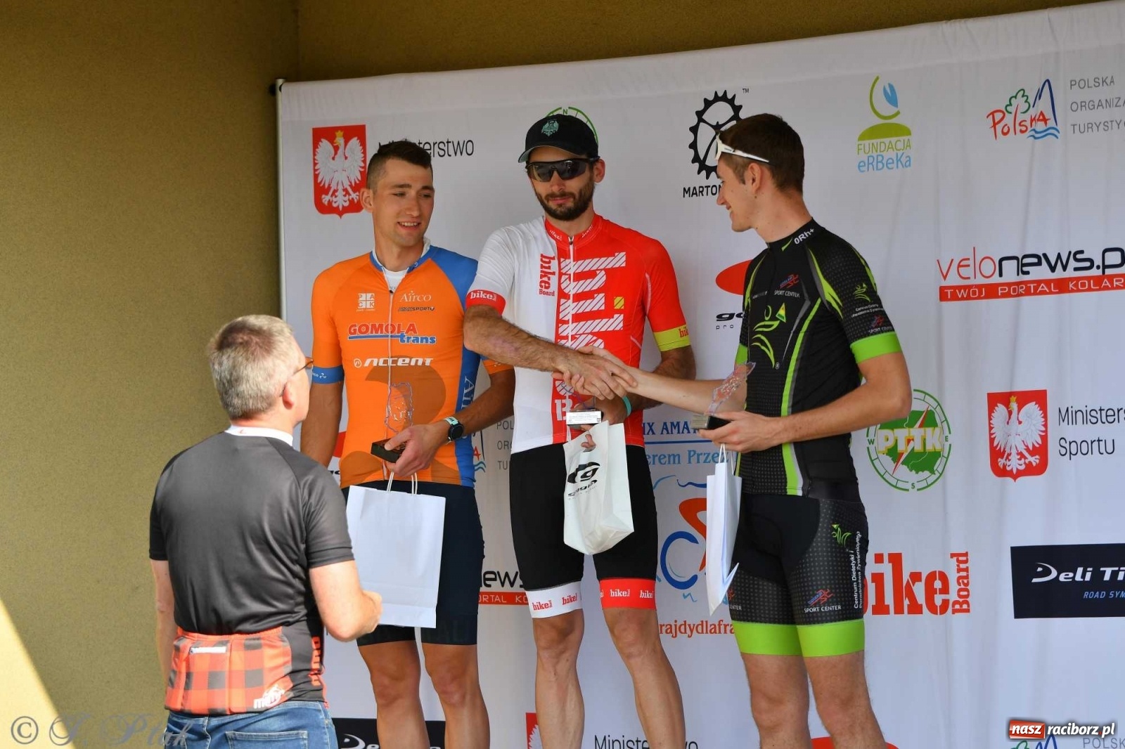 Zdjęcie w galerii na portalu naszraciborz.pl: Rowerem przez Polskę. 105 km przez ziemię raciborską  wiadomości z regionu