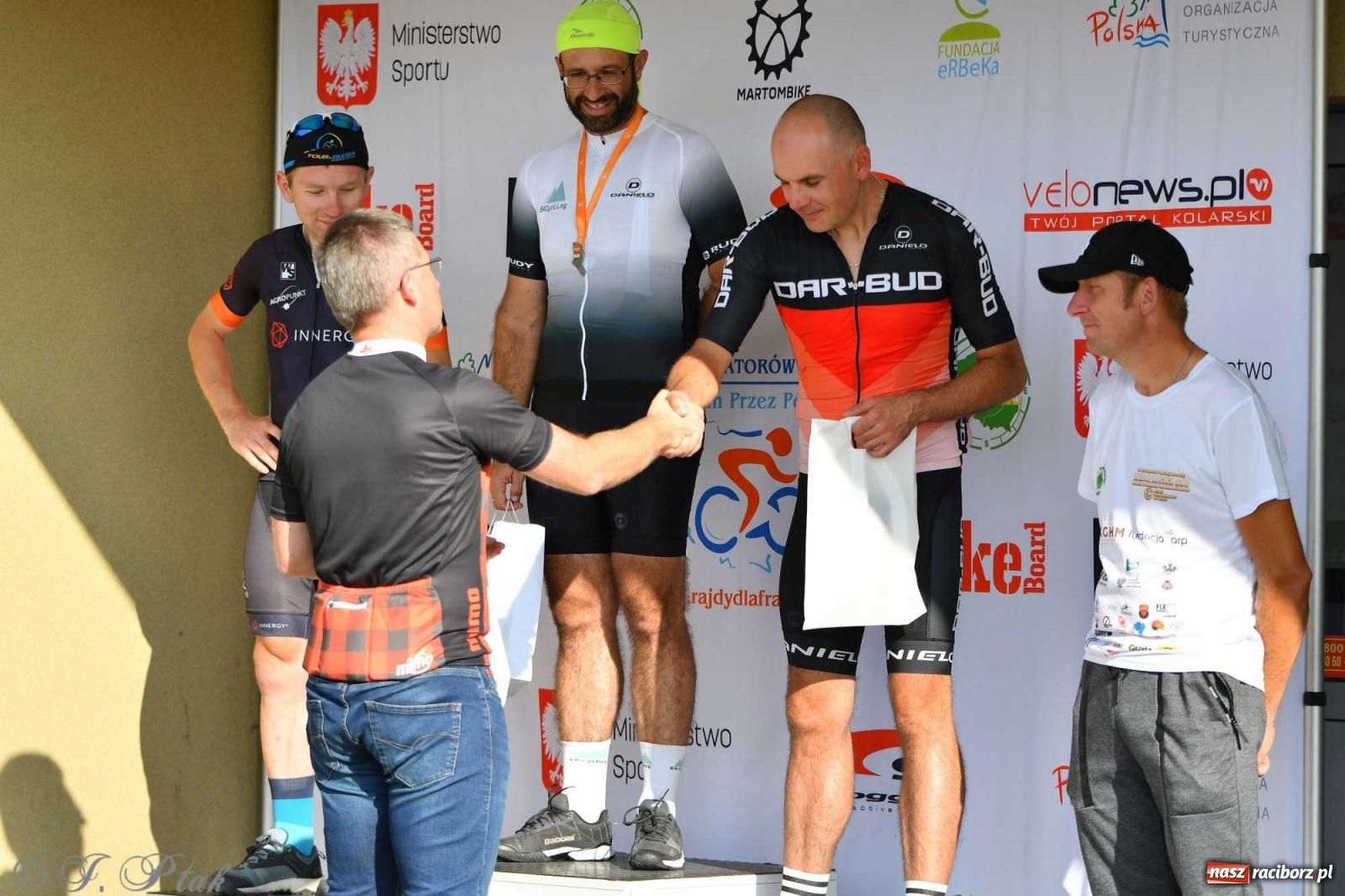 Zdjęcie w galerii na portalu naszraciborz.pl: Rowerem przez Polskę. 105 km przez ziemię raciborską  wiadomości z regionu