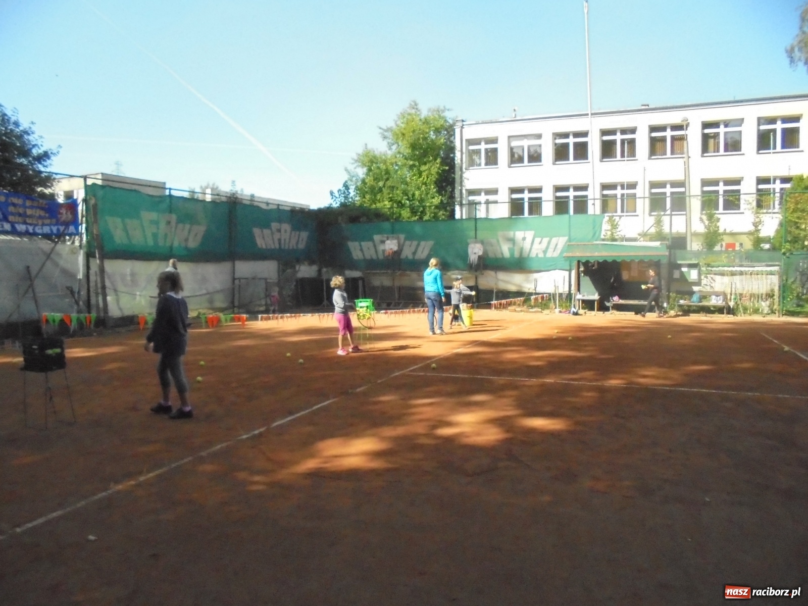 Zdjęcie w galerii na portalu naszraciborz.pl: Sportowy weekend na kortach TKKF Rafako wiadomości z regionu