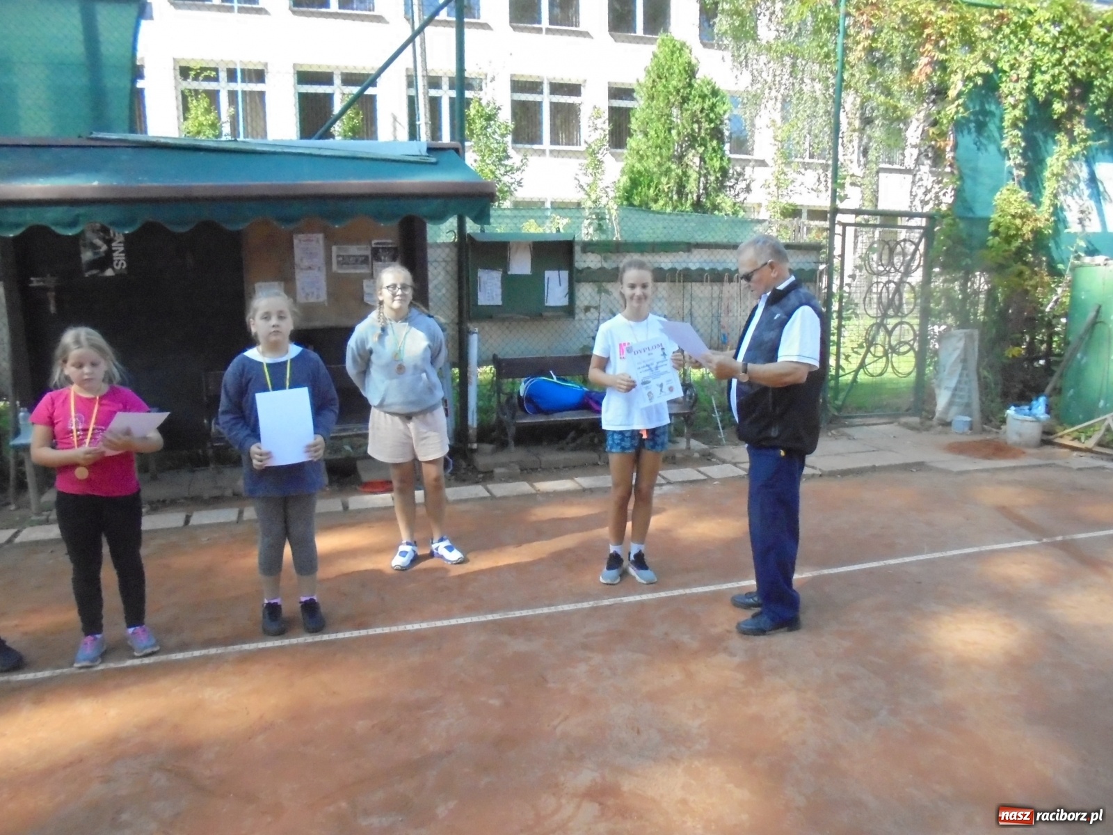 Zdjęcie w galerii na portalu naszraciborz.pl: Sportowy weekend na kortach TKKF Rafako wiadomości z regionu