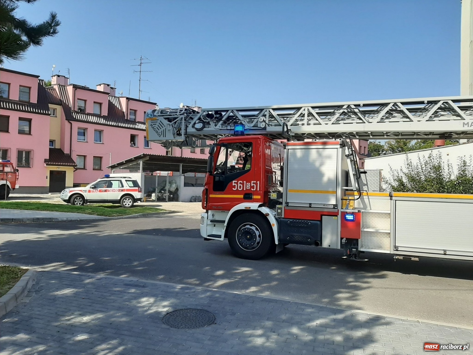 Zdjęcie w galerii na portalu naszraciborz.pl: Strażacka akcja w Chałupkach. Powodem zadymienie [FOTO] wiadomości z regionu