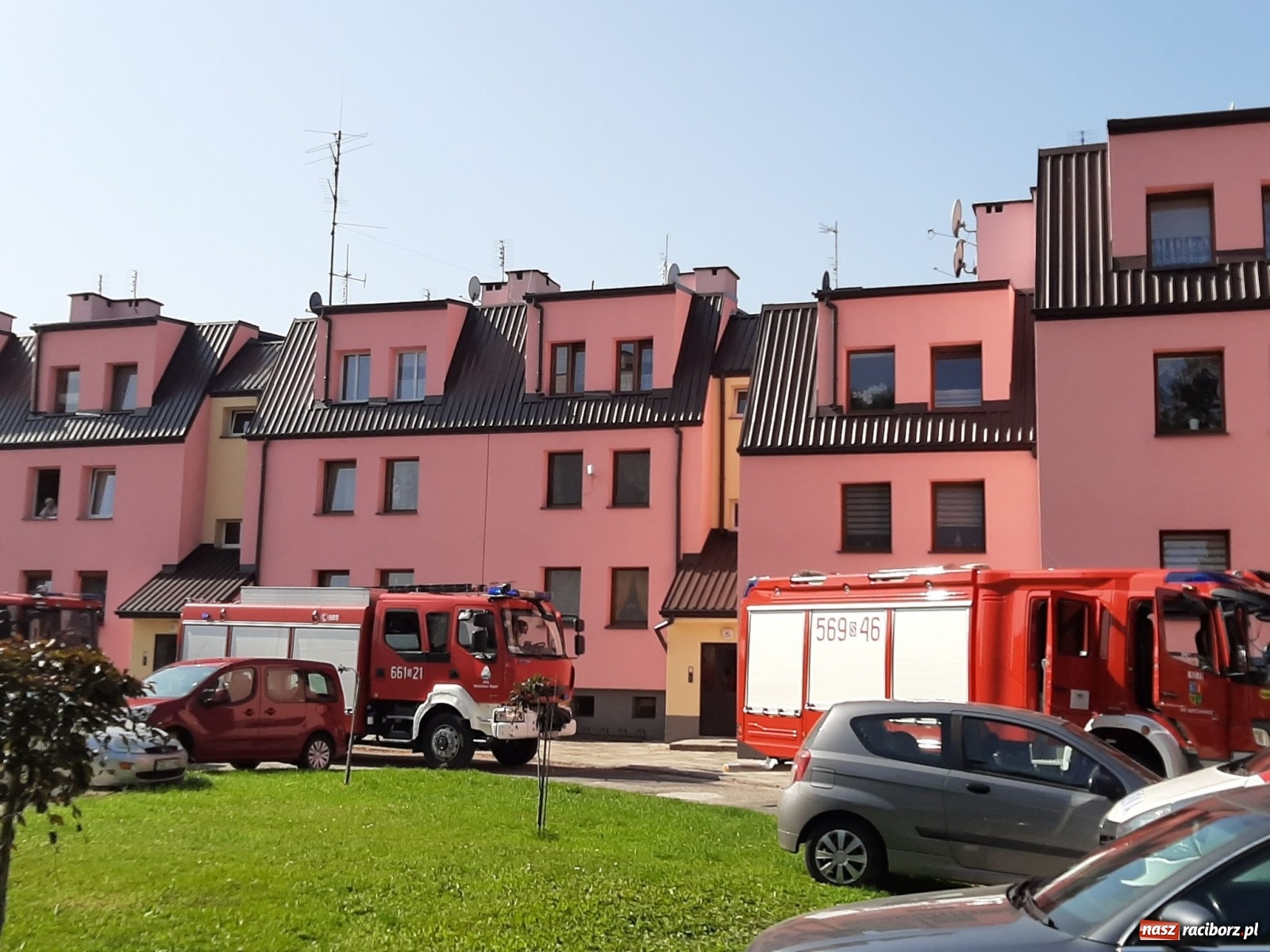 Zdjęcie w galerii na portalu naszraciborz.pl: Strażacka akcja w Chałupkach. Powodem zadymienie [FOTO] wiadomości z regionu