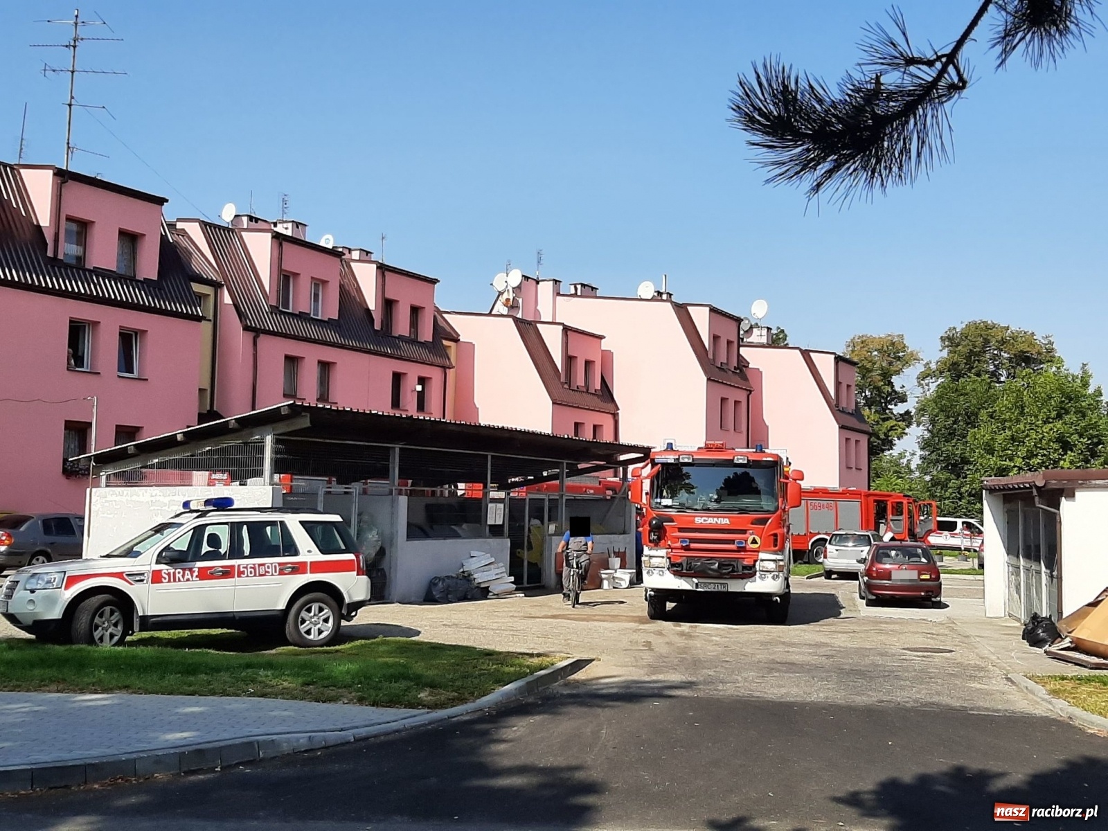 Zdjęcie w galerii na portalu naszraciborz.pl: Strażacka akcja w Chałupkach. Powodem zadymienie [FOTO] wiadomości z regionu