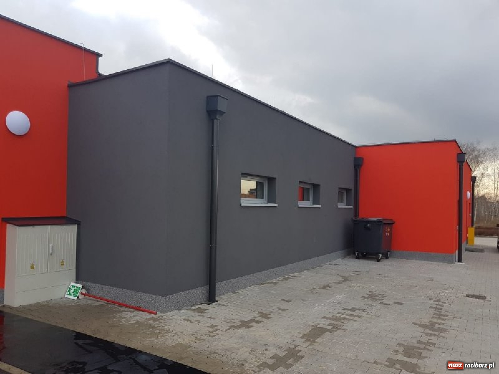 Zdjęcie w galerii na portalu naszraciborz.pl: Nowe lodowisko już od grudnia 2021 wiadomości z regionu