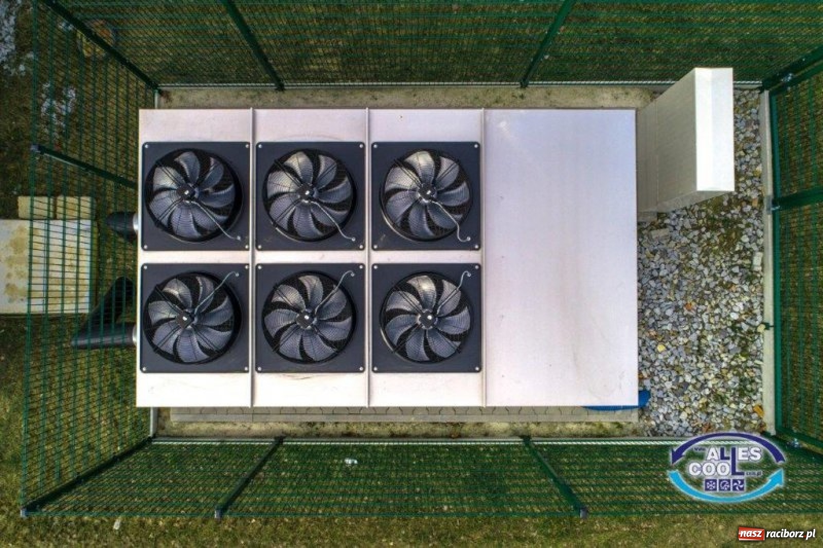 Zdjęcie w galerii na portalu naszraciborz.pl: Nowe lodowisko już od grudnia 2021 wiadomości z regionu