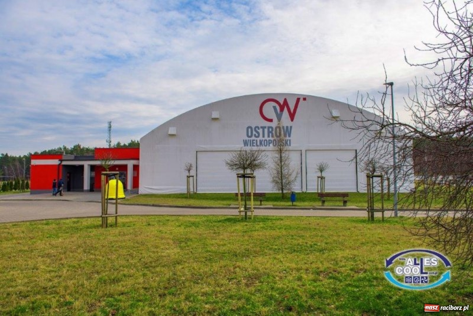 Zdjęcie w galerii na portalu naszraciborz.pl: Nowe lodowisko już od grudnia 2021 wiadomości z regionu