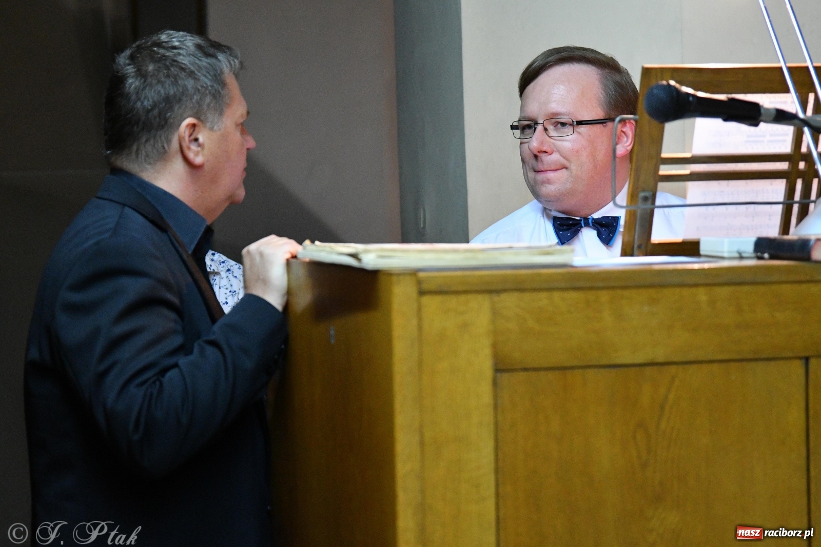 Zdjęcie w galerii na portalu naszraciborz.pl: Arie starowłoskie zabrzmiały w kościele farnym  wiadomości z regionu