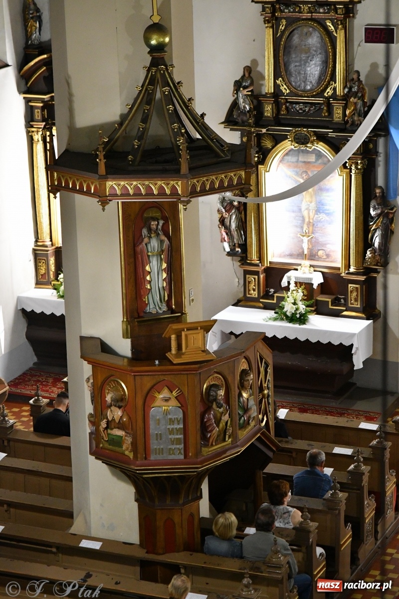 Zdjęcie w galerii na portalu naszraciborz.pl: Arie starowłoskie zabrzmiały w kościele farnym  wiadomości z regionu