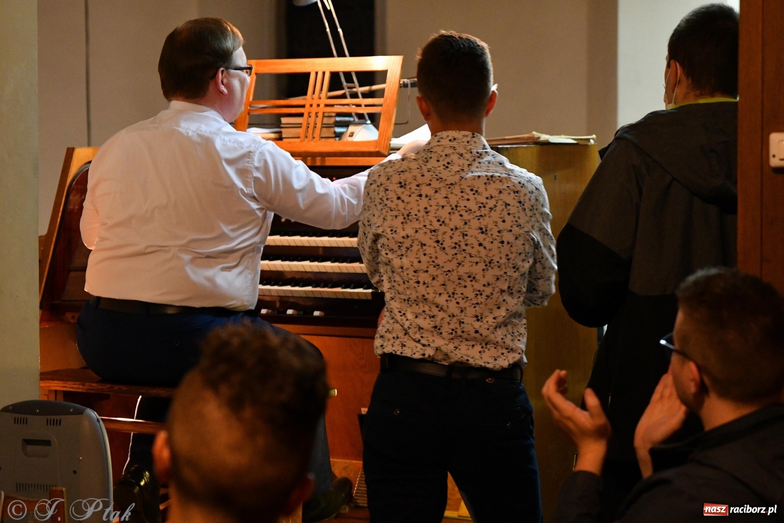 Zdjęcie w galerii na portalu naszraciborz.pl: Arie starowłoskie zabrzmiały w kościele farnym  wiadomości z regionu