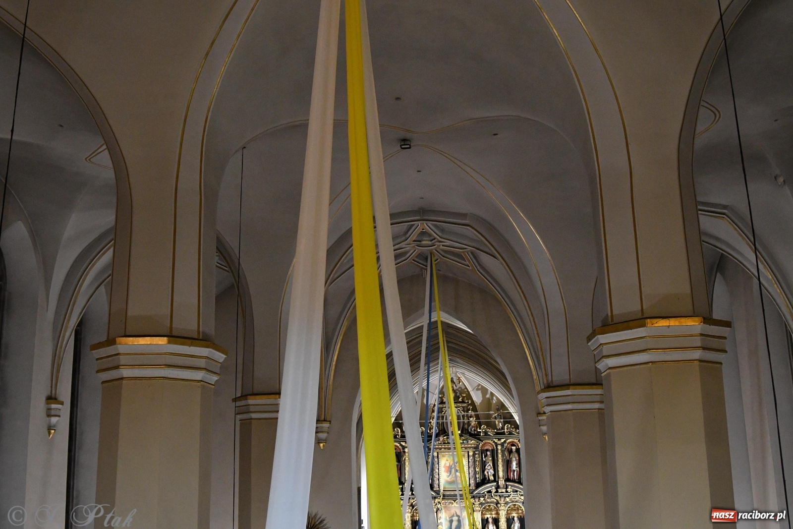 Zdjęcie w galerii na portalu naszraciborz.pl: Arie starowłoskie zabrzmiały w kościele farnym  wiadomości z regionu