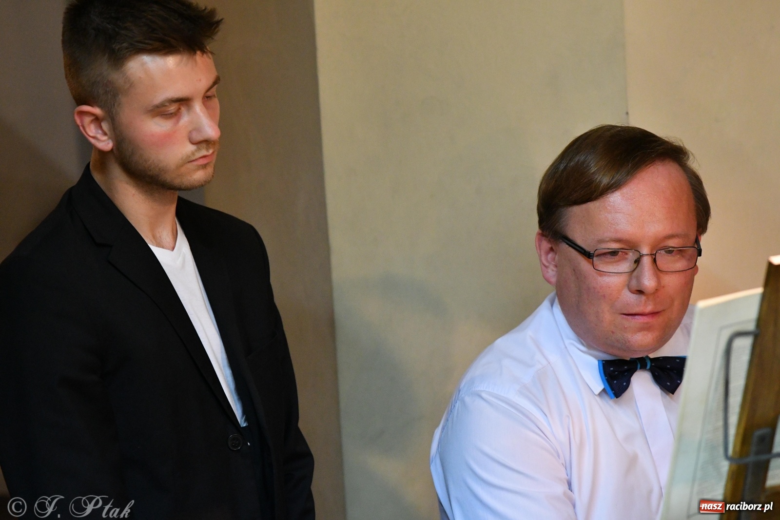 Zdjęcie w galerii na portalu naszraciborz.pl: Arie starowłoskie zabrzmiały w kościele farnym  wiadomości z regionu