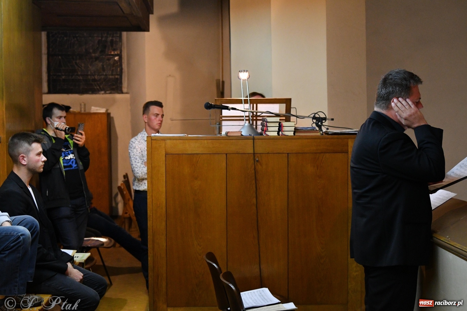 Zdjęcie w galerii na portalu naszraciborz.pl: Arie starowłoskie zabrzmiały w kościele farnym  wiadomości z regionu