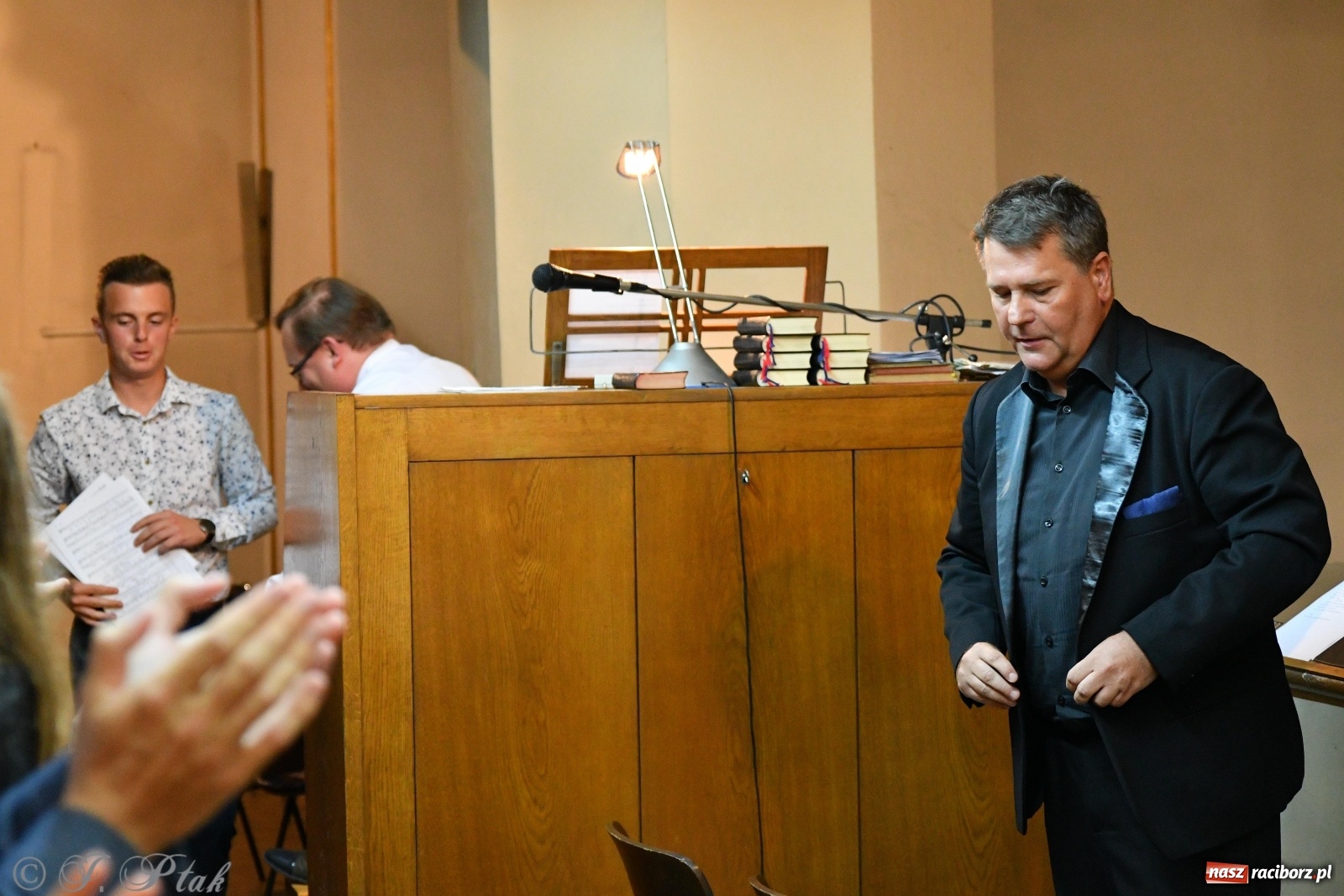 Zdjęcie w galerii na portalu naszraciborz.pl: Arie starowłoskie zabrzmiały w kościele farnym  wiadomości z regionu