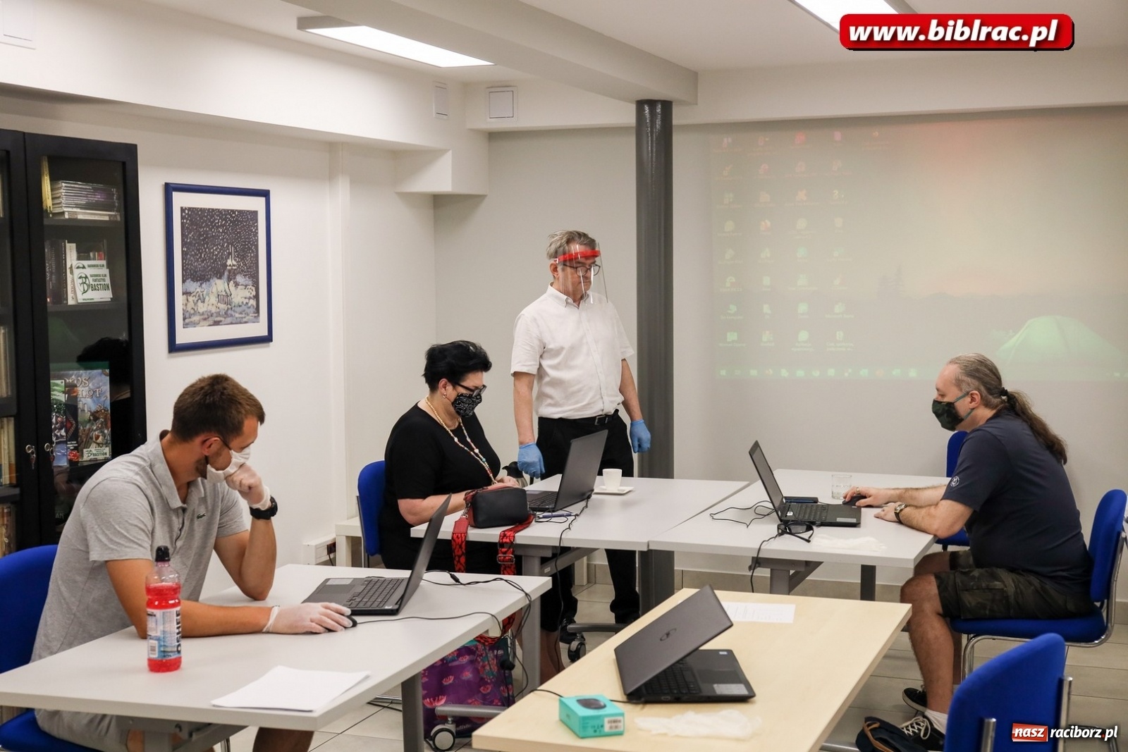 Zdjęcie w galerii na portalu naszraciborz.pl: Raciborzanki doskonale sobie radzą z wizażem i stylizacją [FOTO] wiadomości z regionu