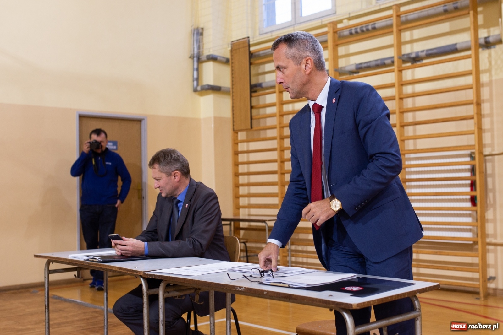 Zdjęcie w galerii na portalu naszraciborz.pl: Prezydenckie tournée. Słabiutka frekwencja na Nowych Zagrodach  wiadomości z regionu