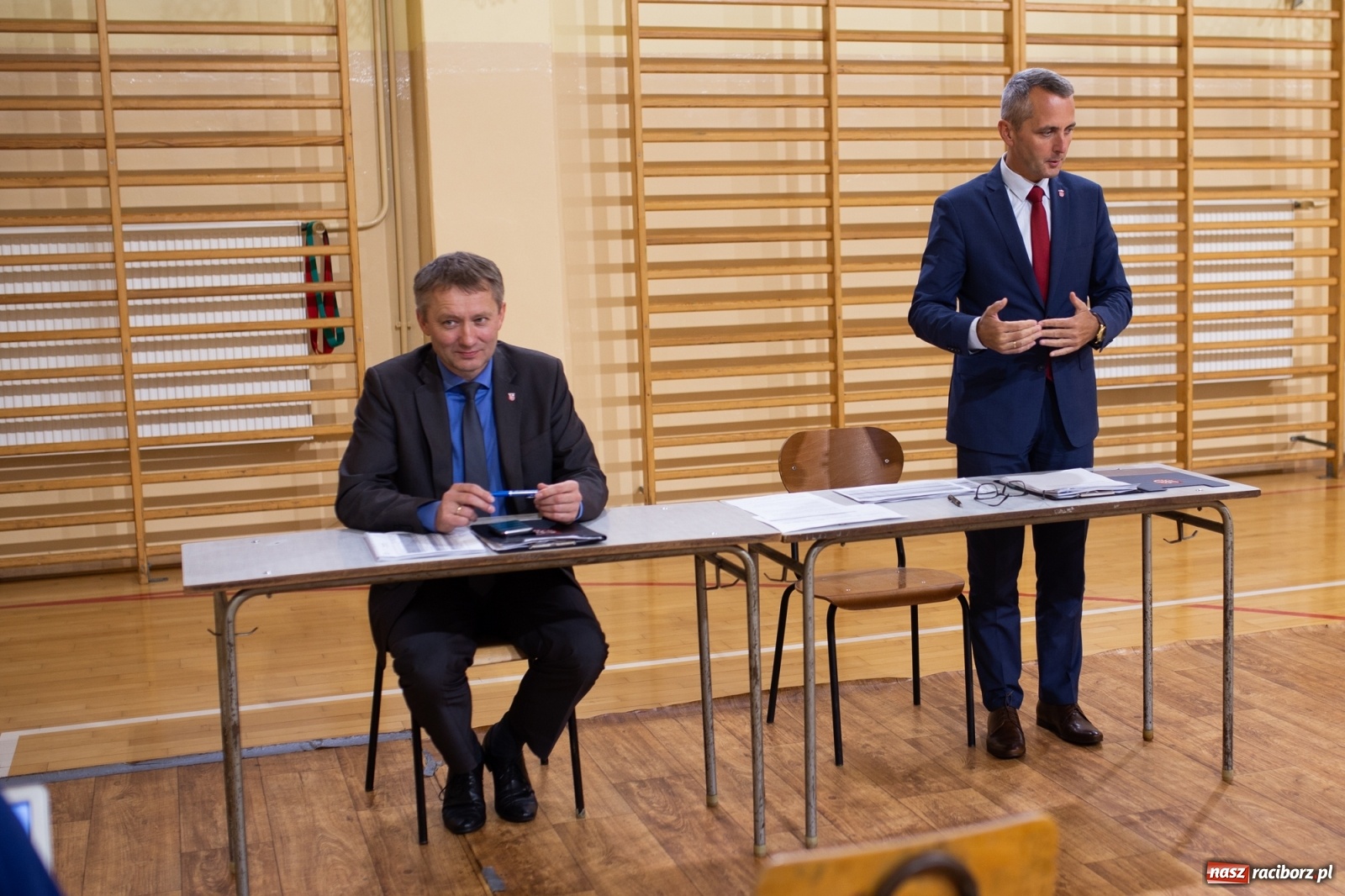 Zdjęcie w galerii na portalu naszraciborz.pl: Prezydenckie tournée. Słabiutka frekwencja na Nowych Zagrodach  wiadomości z regionu