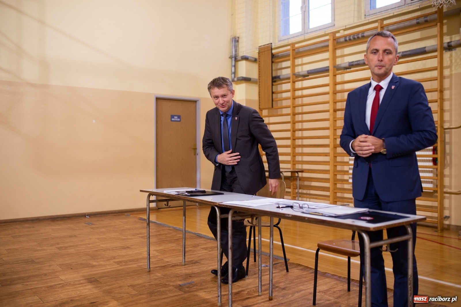 Zdjęcie w galerii na portalu naszraciborz.pl: Prezydenckie tournée. Słabiutka frekwencja na Nowych Zagrodach  wiadomości z regionu