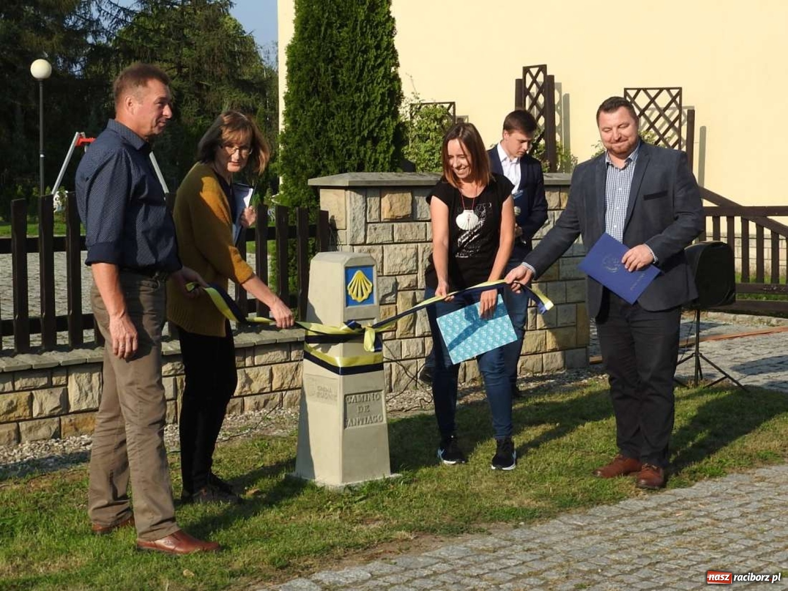 Zdjęcie w galerii na portalu naszraciborz.pl: Po Raciborzu także Łubowice na jakubowym szlaku  wiadomości z regionu