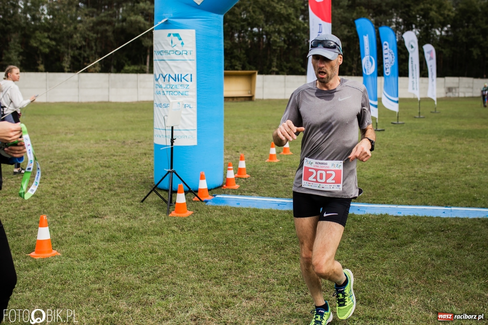 Zdjęcie w galerii na portalu naszraciborz.pl: V Kuźniański Półmaraton Leśny 2020 [FOTO] wiadomości z regionu