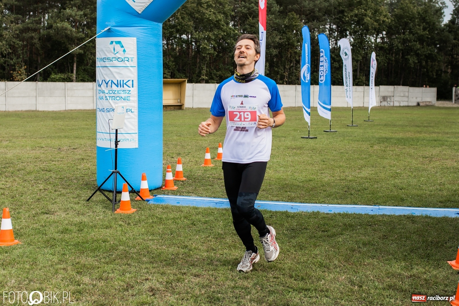 Zdjęcie w galerii na portalu naszraciborz.pl: V Kuźniański Półmaraton Leśny 2020 [FOTO] wiadomości z regionu