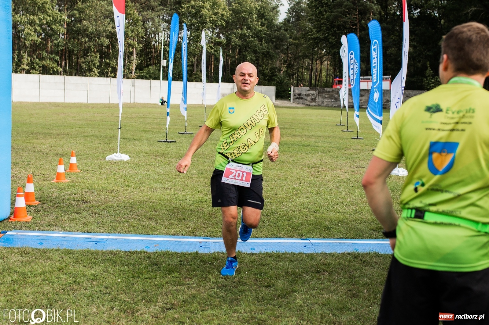Zdjęcie w galerii na portalu naszraciborz.pl: V Kuźniański Półmaraton Leśny 2020 [FOTO] wiadomości z regionu