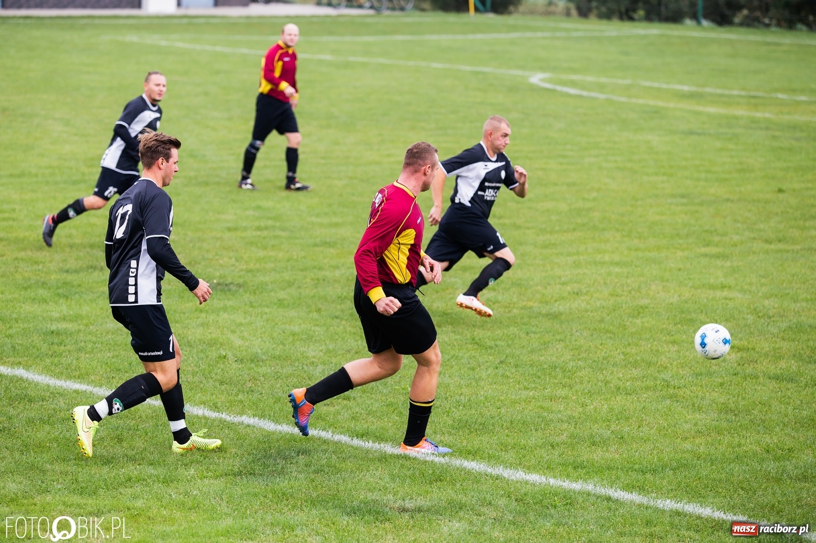 Zdjęcie w galerii na portalu naszraciborz.pl: C klasowe derby gminy dla rezerw Tworkowa [FOTO] wiadomości z regionu