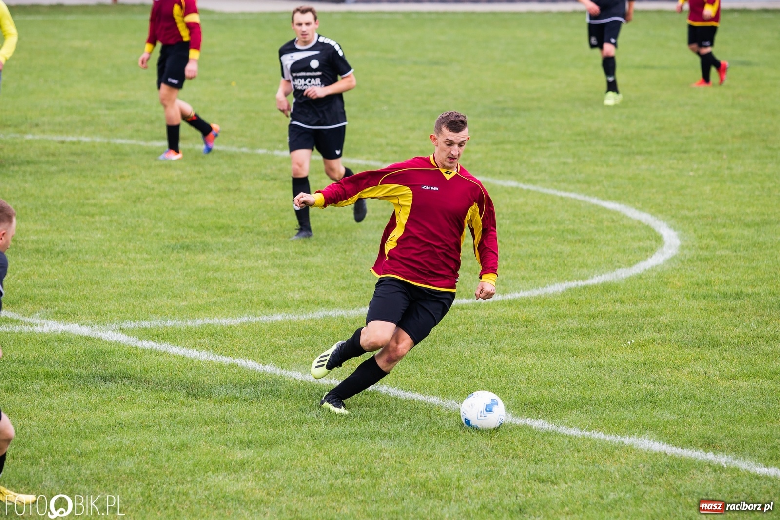 Zdjęcie w galerii na portalu naszraciborz.pl: C klasowe derby gminy dla rezerw Tworkowa [FOTO] wiadomości z regionu