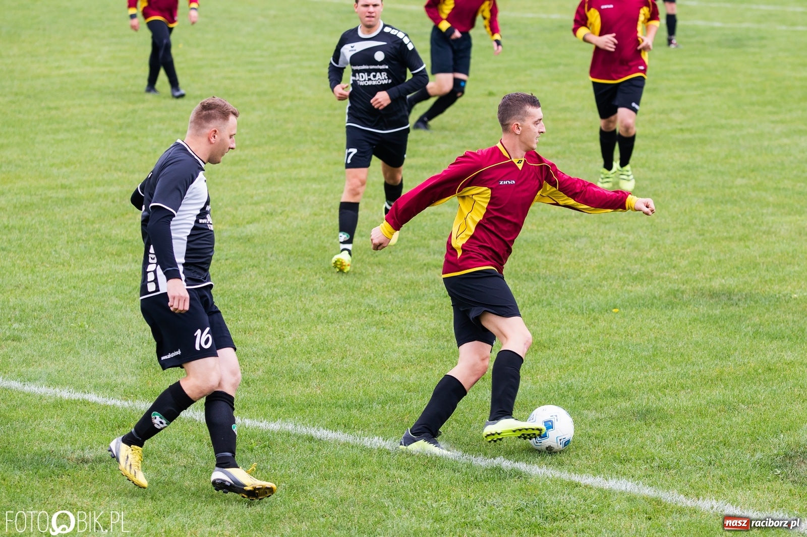 Zdjęcie w galerii na portalu naszraciborz.pl: C klasowe derby gminy dla rezerw Tworkowa [FOTO] wiadomości z regionu